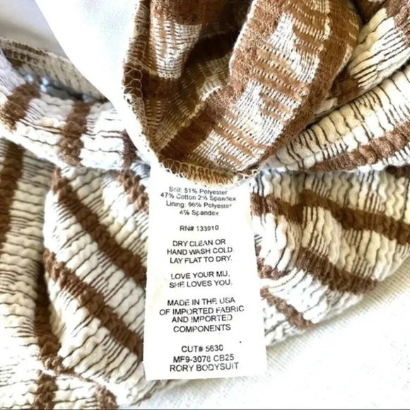 SHOW ME YOUR MUMU Rory Bodysuit in Caramel Size XS - Picture 8 of 14